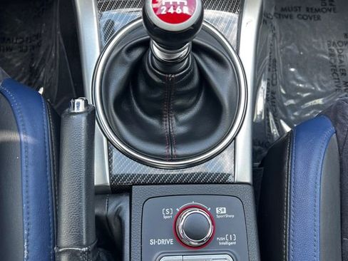 Used 2015 Subaru WRX STI Launch Edition image 11