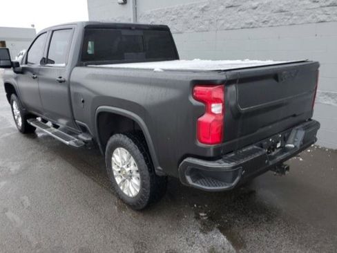 Used 2023 Chevrolet Silverado 3500 High Country w/ Z71 Off-Road Package image 3