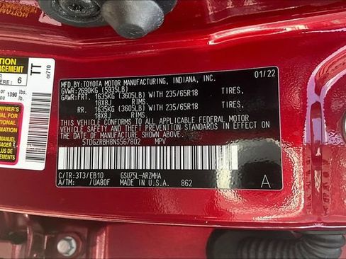 Used 2022 Toyota Highlander XLE AWD/4WD image 19
