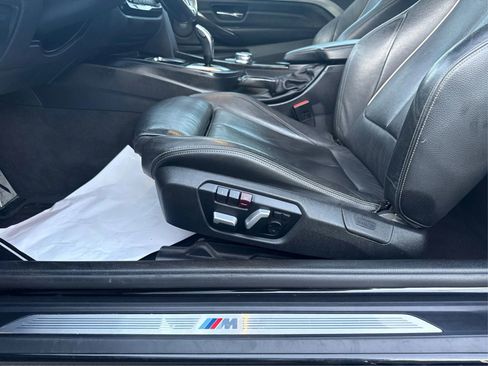 Used 2019 BMW 440i Coupe w/ M Sport Package RWD image 19