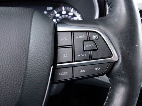 Used 2020 Toyota Highlander Limited Platinum image 18