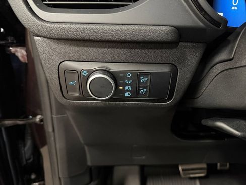 Used 2023 Ford Escape ST-Line w/ Tech Pack #1 AWD/4WD image 30