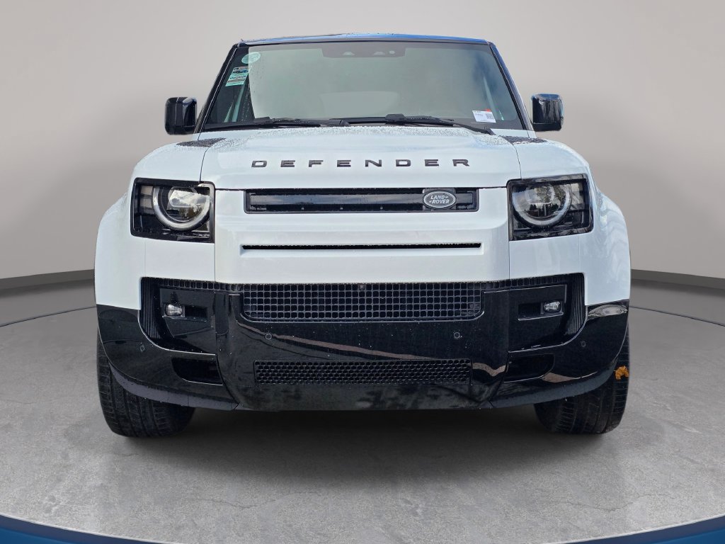 New 2026 Land Rover Defender 110 X-Dynamic SE AWD/4WD image 2