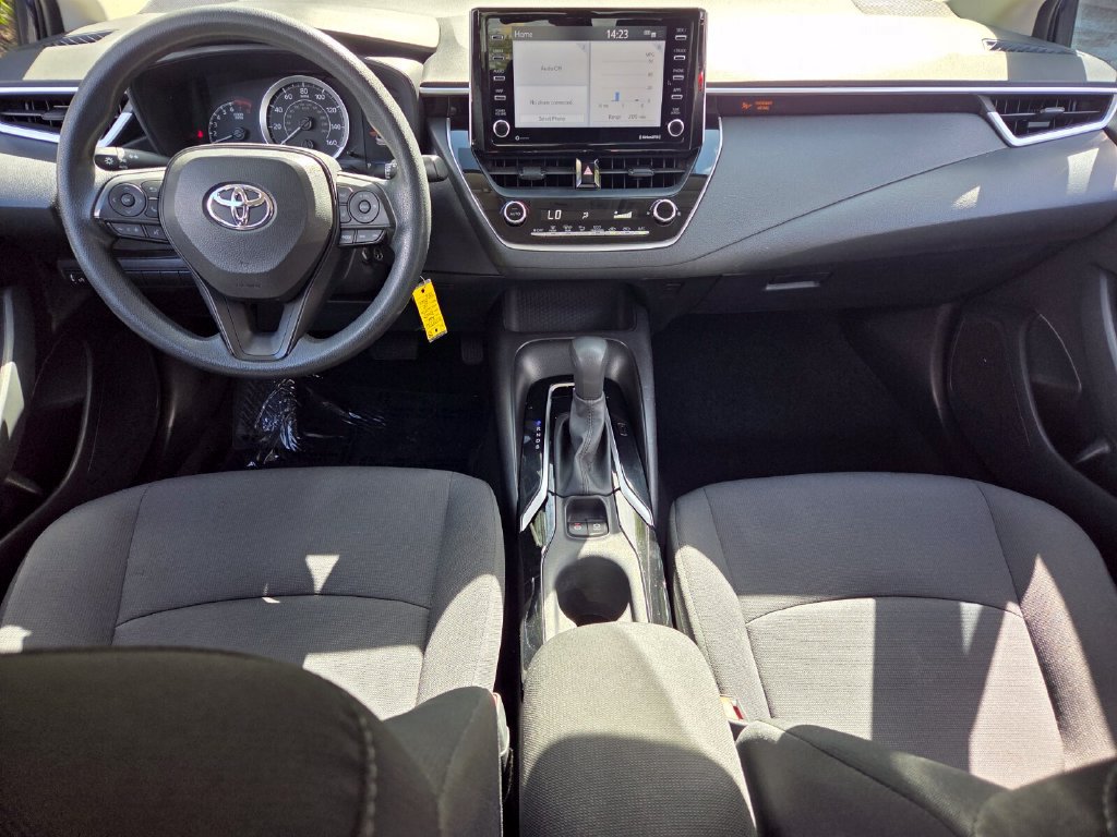 Used 2021 Toyota Corolla LE FWD image 13