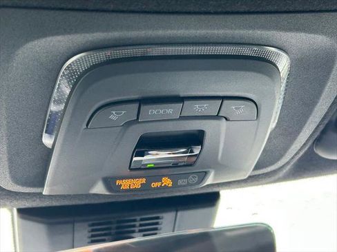 Certified 2026 Toyota Corolla SE FWD image 18