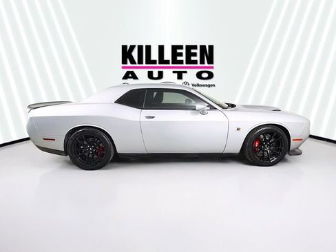 Used 2021 Dodge Challenger R/T Scat Pack w/ Dynamics Package RWD image 8