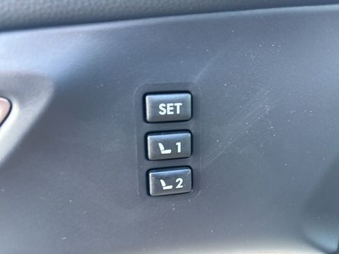 New 2026 Subaru Ascent Limited image 22