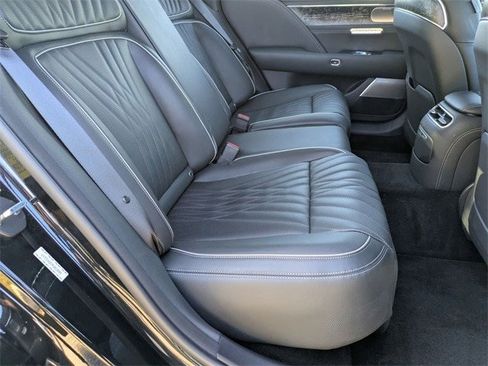 Used 2023 Genesis G90 3.5T image 17