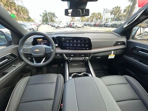 New 2026 Chevrolet Suburban Premier w/ Sun And Tow Package AWD/4WD image 20