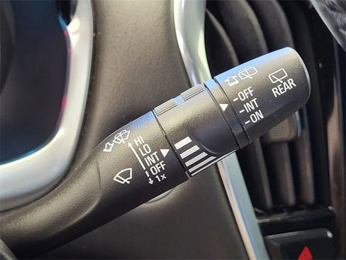 Used 2020 Chevrolet Traverse High Country image 31