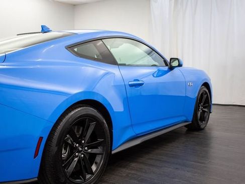 Used 2025 Ford Mustang GT image 29