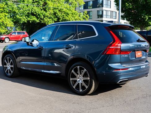 Used 2019 Volvo XC60 T6 Inscription w/ Protection Package AWD/4WD image 4
