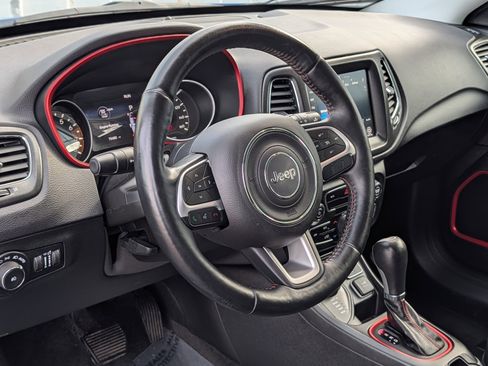 Used 2018 Jeep Compass Trailhawk w/ Leather Interior Group image 22