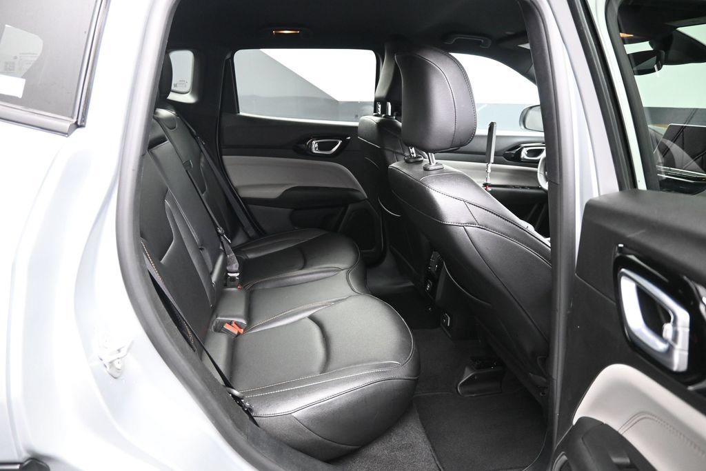 Used 2024 Jeep Compass Limited AWD/4WD image 22
