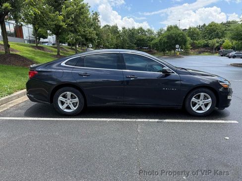 Used 2023 Chevrolet Malibu LS FWD image 4