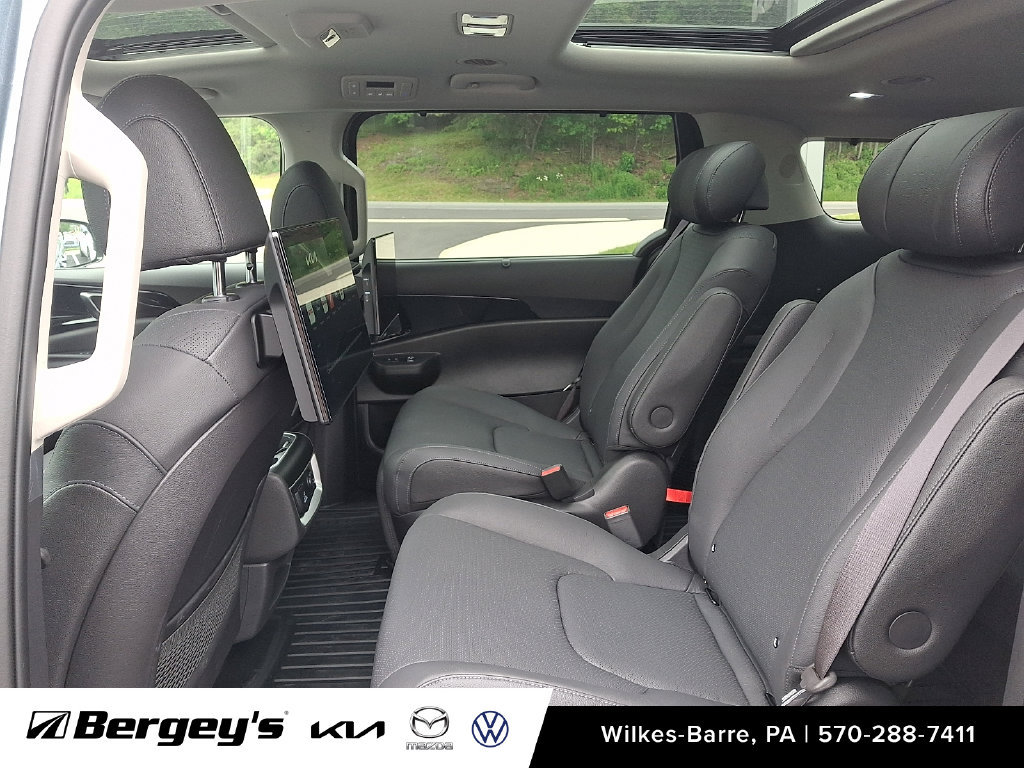 Used 2026 Kia Carnival SX Prestige FWD image 7