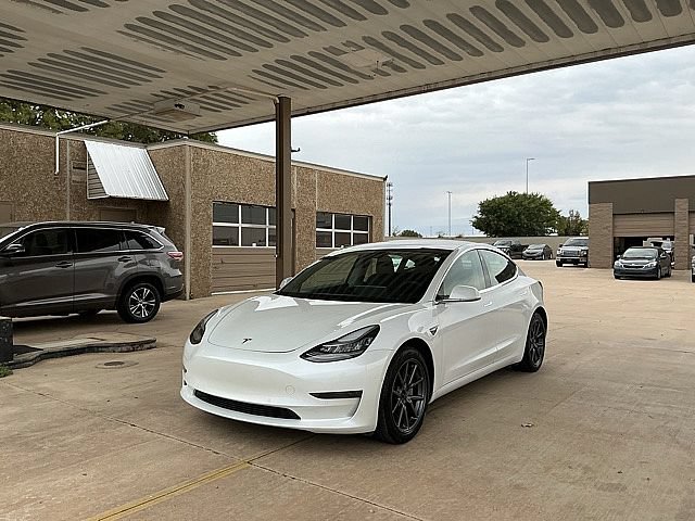 Used 2020 Tesla Model 3 RWD image 1