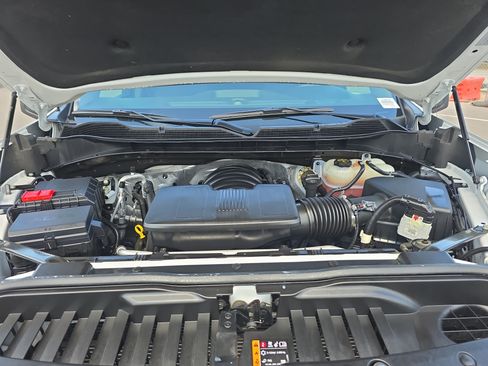 Used 2025 Chevrolet Silverado 1500 Custom Trail Boss AWD/4WD image 30