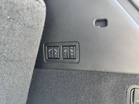 Used 2020 Cadillac XT6 Premium Luxury image 26