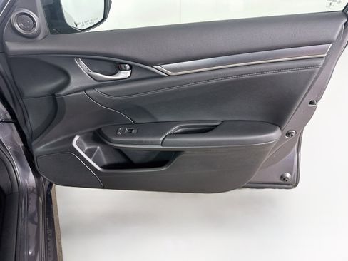 Used 2018 Honda Civic EX-L image 31