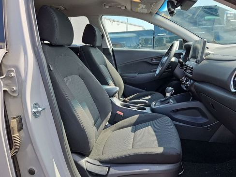 Used 2023 Hyundai Kona SEL AWD/4WD image 31