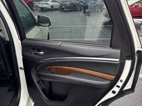 Used 2017 Acura MDX SH-AWD w/ Advance Package image 16