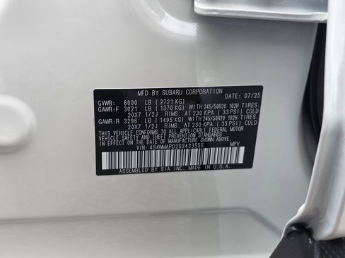 Certified 2025 Subaru Ascent Limited w/ Popular Package #1 AWD/4WD image 32