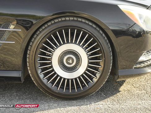 Used 2013 Mercedes-Benz SL 550 w/ Premium Pkg image 10