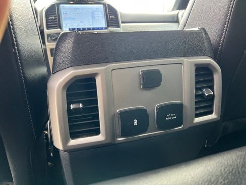 Certified 2022 Ford F350 Lariat w/ Lariat Value Package AWD/4WD image 27