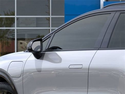 New 2024 Chevrolet Equinox EV RS image 12