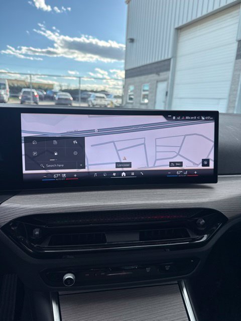 Certified 2025 BMW 430i xDrive Coupe w/ Convenience Package AWD/4WD image 17
