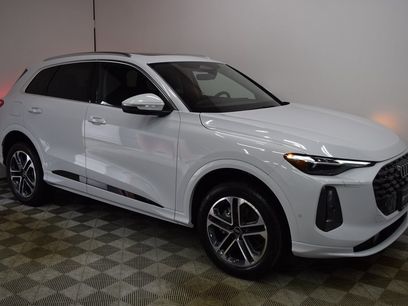 New 2025 Audi Q5 Premium Plus