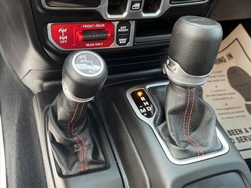 Used 2020 Jeep Gladiator Rubicon image 26