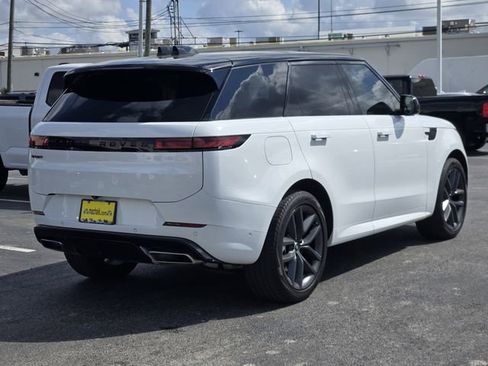 Used 2025 Land Rover Range Rover Sport Dynamic SE AWD/4WD image 5