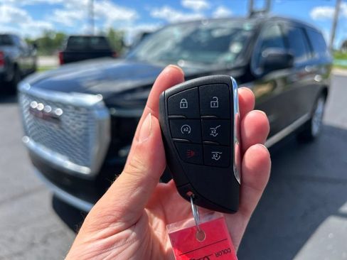 Used 2024 GMC Yukon Denali w/ Denali Reserve Package AWD/4WD image 53
