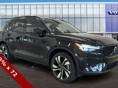 New 2026 Volvo XC40 B5 Ultra w/ Protection Package Premier