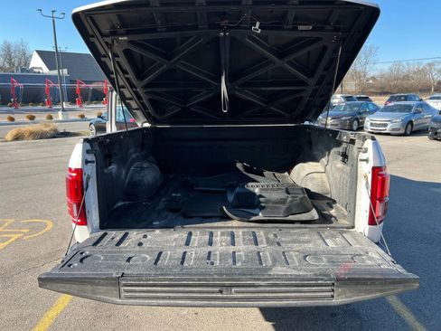 Used 2016 Ford F150 Platinum w/ Equipment Group 701A Luxury image 29