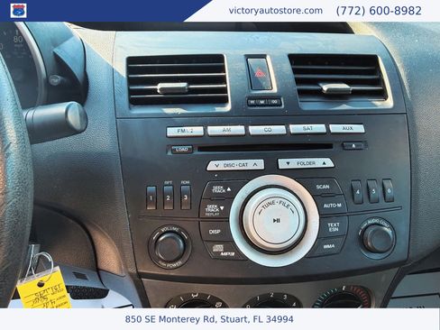 Used 2010 MAZDA MAZDA3 i Touring image 16