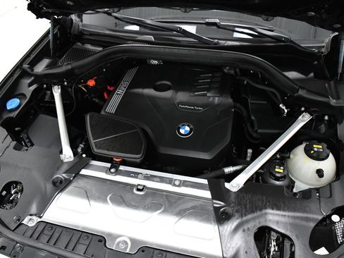 Used 2023 BMW X4 xDrive30i w/ Premium Package image 6