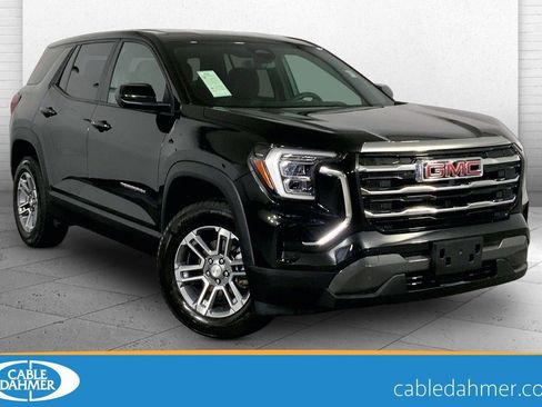 Used 2025 GMC Terrain Elevation AWD/4WD image 1