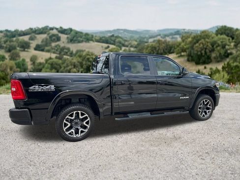 Used 2025 RAM 1500 Laramie w/ Sport Appearance Package AWD/4WD image 10