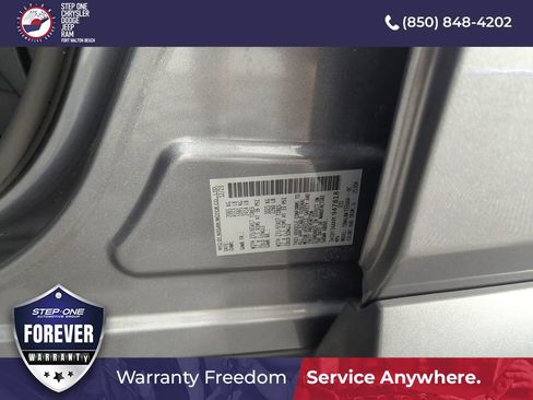 Used 2023 Nissan Rogue S FWD image 36
