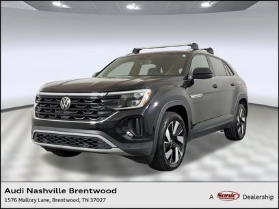 Used 2024 Volkswagen Atlas Cross Sport SE w/ Panoramic Sunroof Package