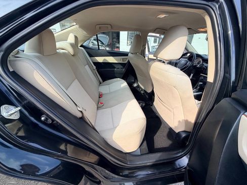 Used 2014 Toyota Corolla LE FWD image 47