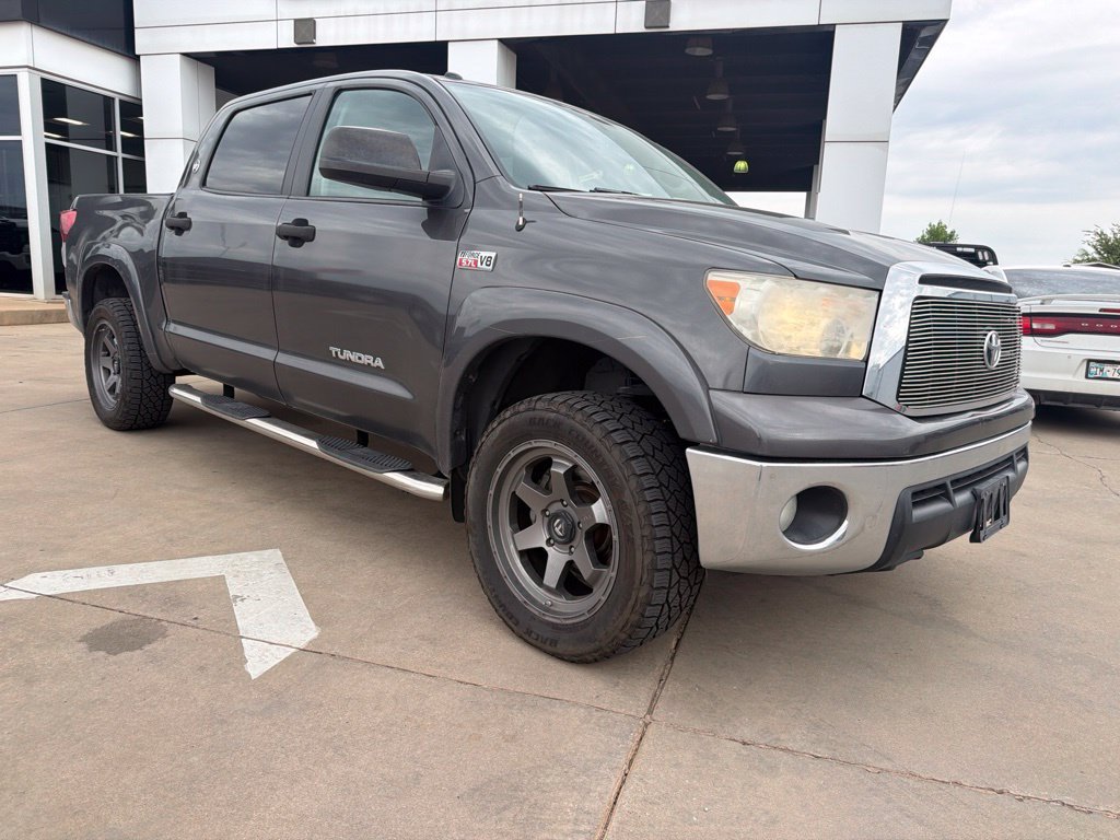 Used 2012 Toyota Tundra 4x4 CrewMax w/ Tow Pkg image 1