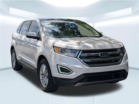 Used 2017 Ford Edge SEL w/ Equipment Group 201A FWD image 8