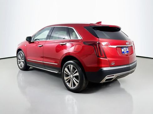 Used 2022 Cadillac XT5 Premium Luxury w/ Technology Package AWD/4WD image 5