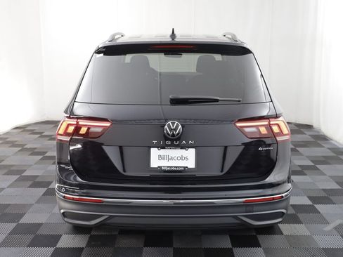Used 2024 Volkswagen Tiguan S AWD/4WD image 16
