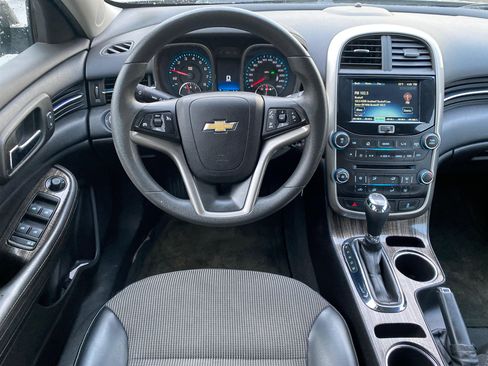 Used 2014 Chevrolet Malibu LT image 12