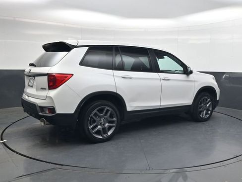 Used 2023 Honda Passport EX-L image 4